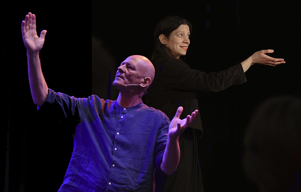 BenandStephBodiesontheBeach